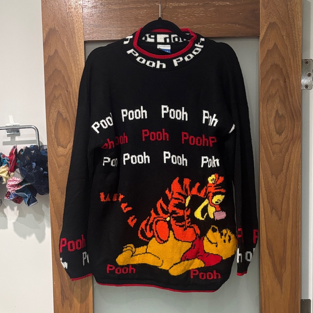 Vintage Disney Black Winnie the Pooh & Tigger Knit Sweater